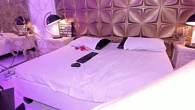 LunaJohns's cam snapshot