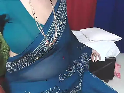 sunitha-3's cam snapshot