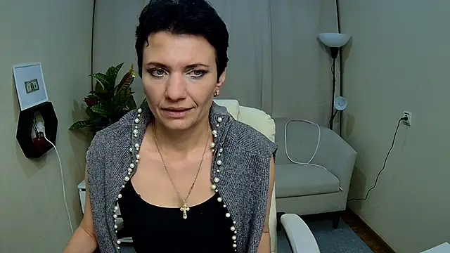 AvaSaturnian's cam snapshot