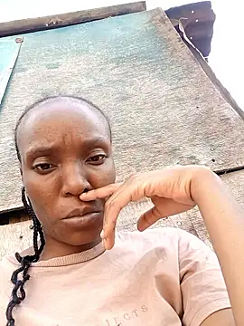 Beverlygurlx6's cam snapshot