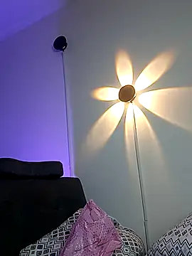 MadelynSmit_'s cam snapshot