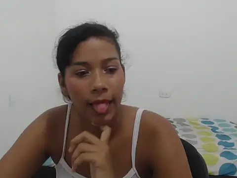 alison254's cam snapshot