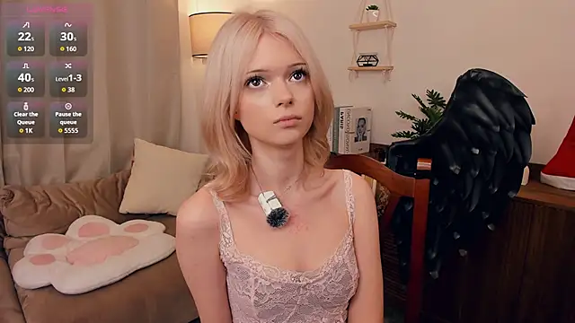 LaureMestler live sex cam