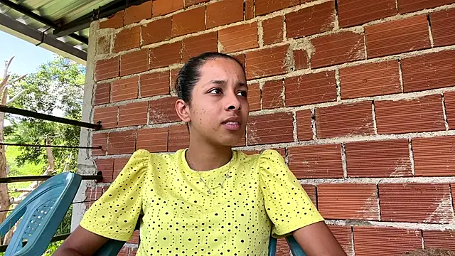 KayleenStoyanoff live sex cam