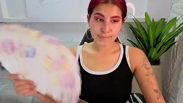 emily__tp's cam snapshot