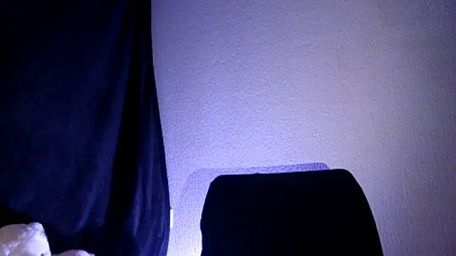 IvoryMist's cam snapshot