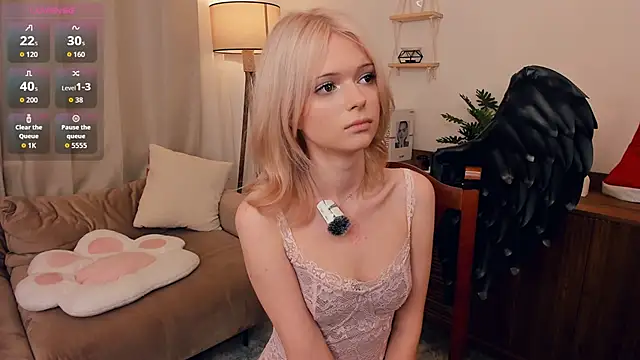 LaureMestler live sex cam