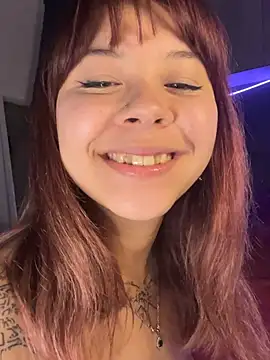 YumiLux live sex cam