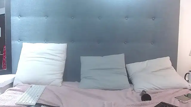 Valery_Synn's cam snapshot