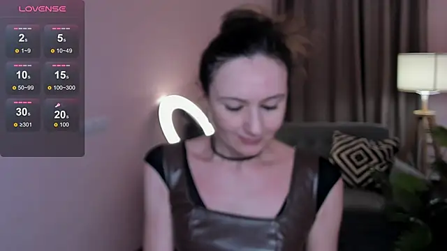 Juliet_Jamess live sex cam