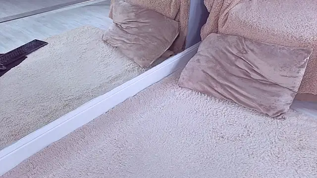 SpoilM3Mor3 live sex cam