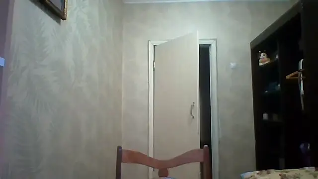 DeanneGilcher's cam snapshot