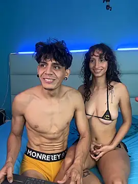 abrilandjulian's cam snapshot