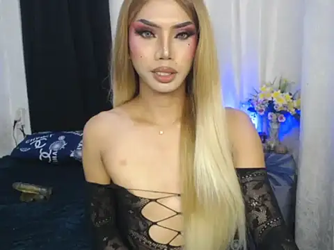 MirabelleNotch live sex cam