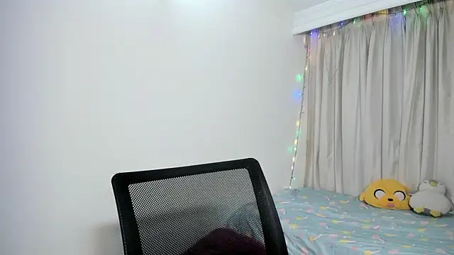 kendall_hernandez's cam snapshot