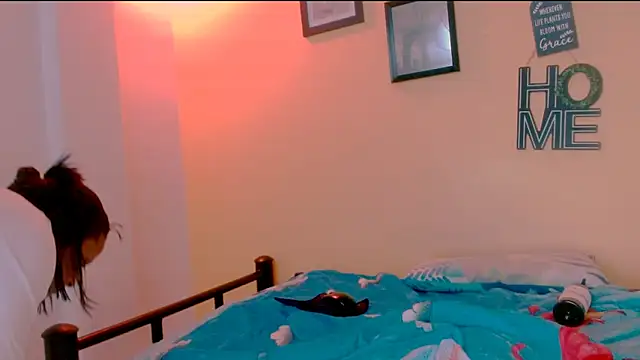 sexiempoderada18's cam snapshot