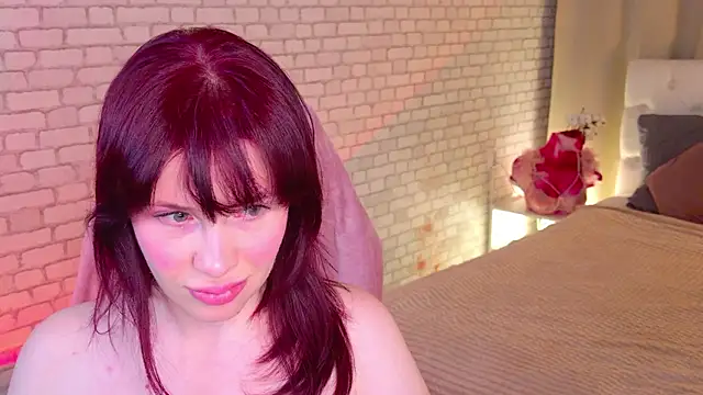 KellyMoussi live sex cam