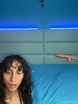 abrilandjulian's cam snapshot