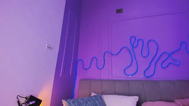 Sofly_s live sex cam