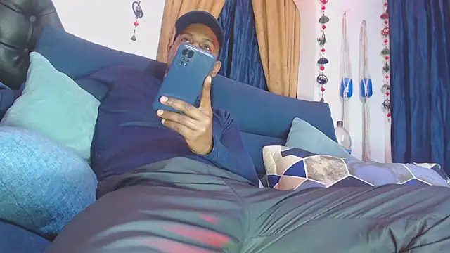 ElCaballeroNegro24 live sex cam