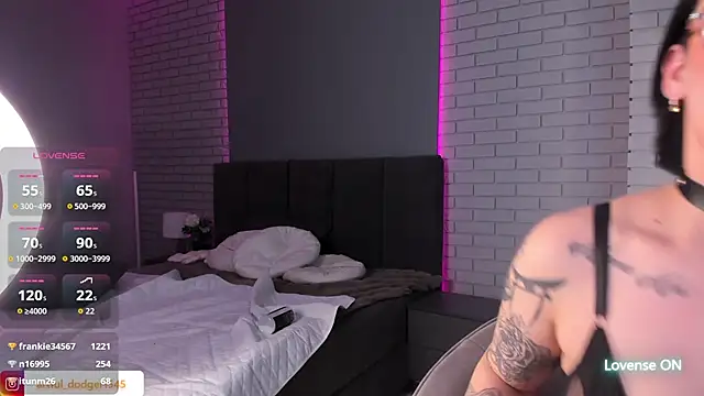 KittyRushh live sex cam