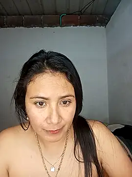 Gissele_Rubi live sex cam