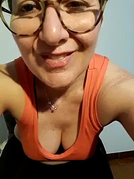 Viola8p live sex cam