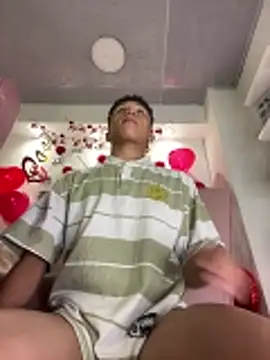 Dominik_Souza live sex cam