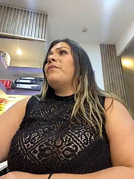 isabella_horney_'s cam snapshot