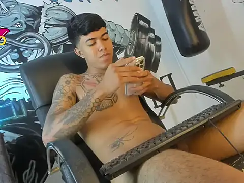 BBCBEBYJUNIOR's cam snapshot