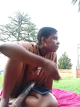 SexyMbali_01's cam snapshot