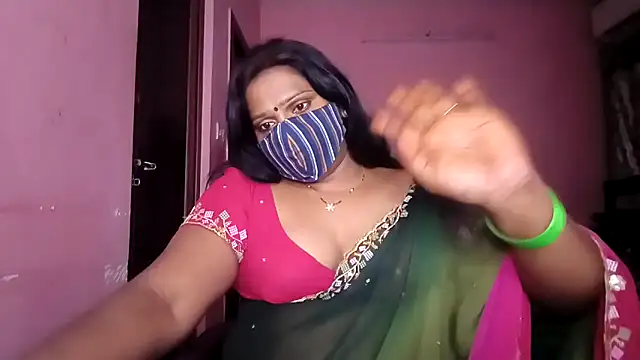 telugu_ammuu's cam snapshot