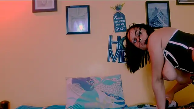 sexiempoderada18's cam snapshot