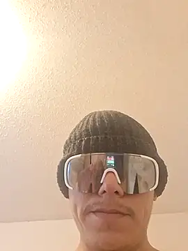 gueboloco2626 live sex cam