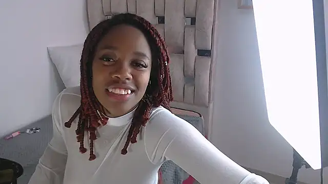 Aantoniaa_brown27's cam snapshot