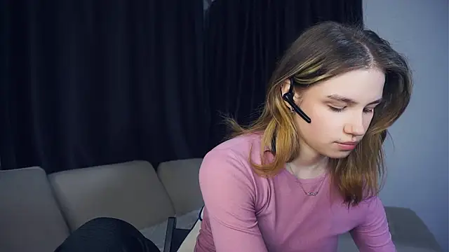 EarthaStinett's cam snapshot