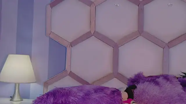 yvi_taylor live sex cam