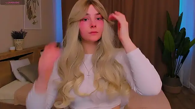 Maddy_Wood_'s cam snapshot