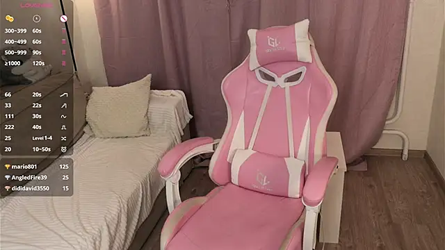 Leya_Curly live sex cam