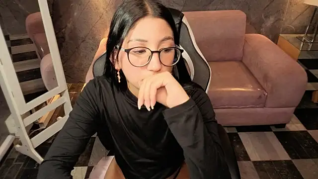 Sophie_jones_b's cam snapshot