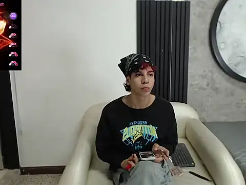 Philipp-Jones live sex cam