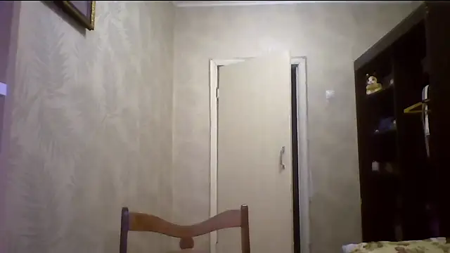 DeanneGilcher's cam snapshot