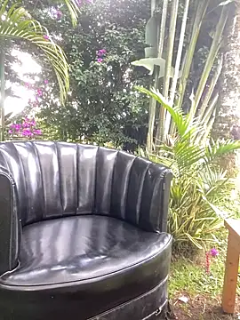 Lunaluxe1001 live sex cam