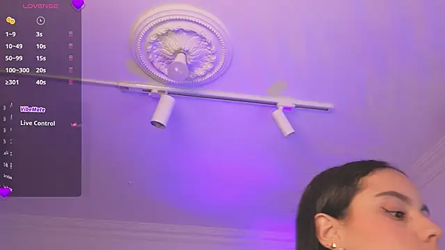 Aleejaa__ live sex cam