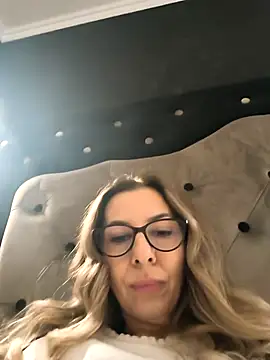 SukyGirl live sex cam