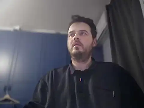 CuteMan33's cam snapshot