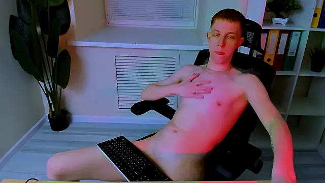 Dylan_Norton's cam snapshot