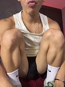 liuscast22's cam snapshot