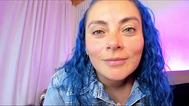 Blue_Foxxx's cam snapshot