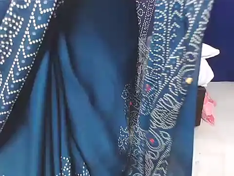 sunitha-3's cam snapshot